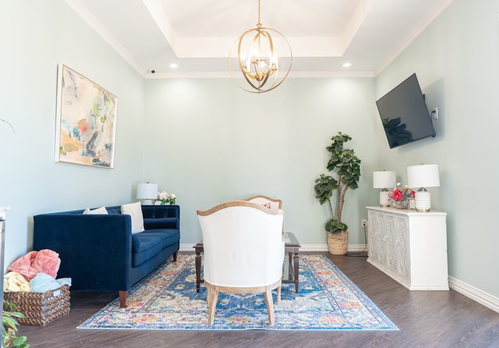 photo taken by Brittany Davis of the lobby of a business in the DFW